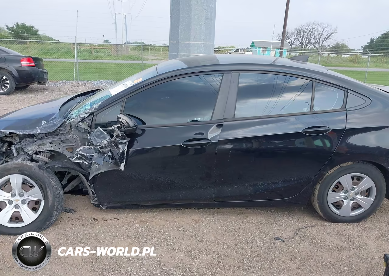2018 Chevrolet Cruze Ls Auto VIN:1G1BC5SM2J7143790 - 15