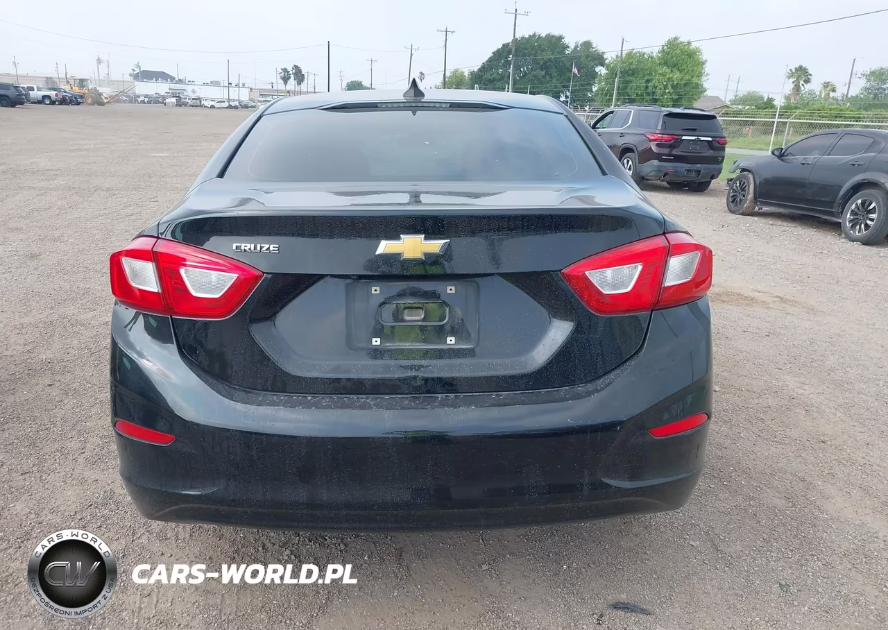 2018 Chevrolet Cruze Ls Auto VIN:1G1BC5SM2J7143790 - 17