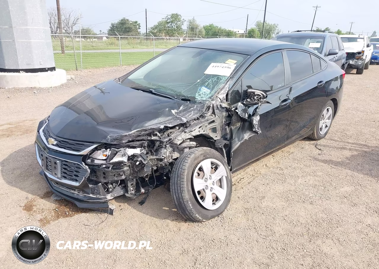 2018 Chevrolet Cruze Ls Auto VIN:1G1BC5SM2J7143790 - 2