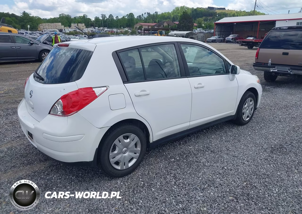 2010 Nissan Versa 1.8S VIN:3N1BC1CP1AL442386 - 4