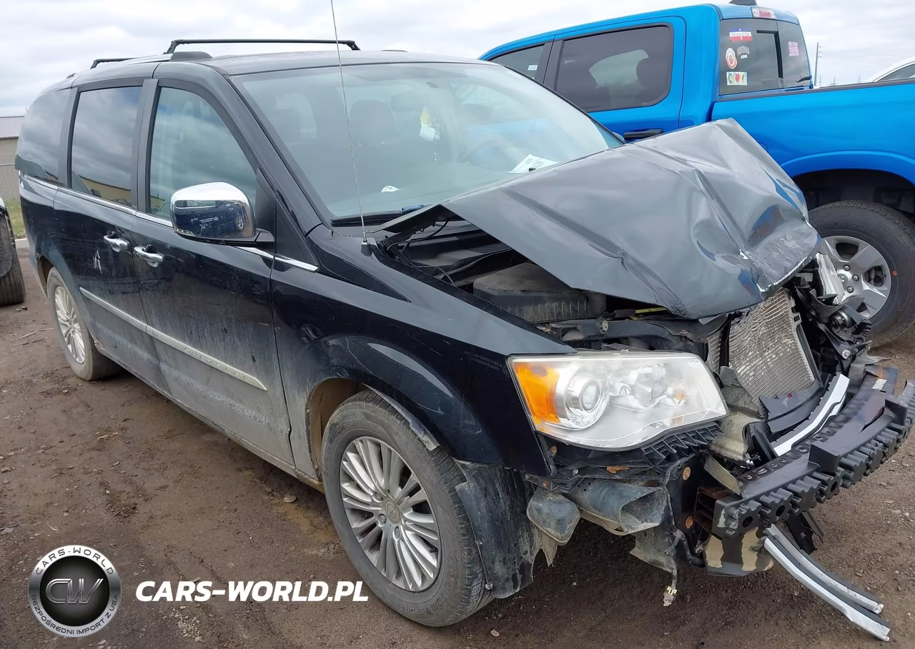 2012 Chrysler Town & Country Limited – zdjęcie 1 z 18