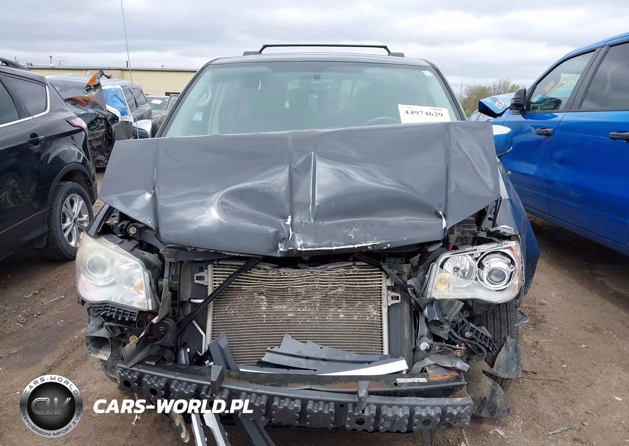 2012 Chrysler Town & Country Limited VIN:2C4RC1GG9CR118422 - 6