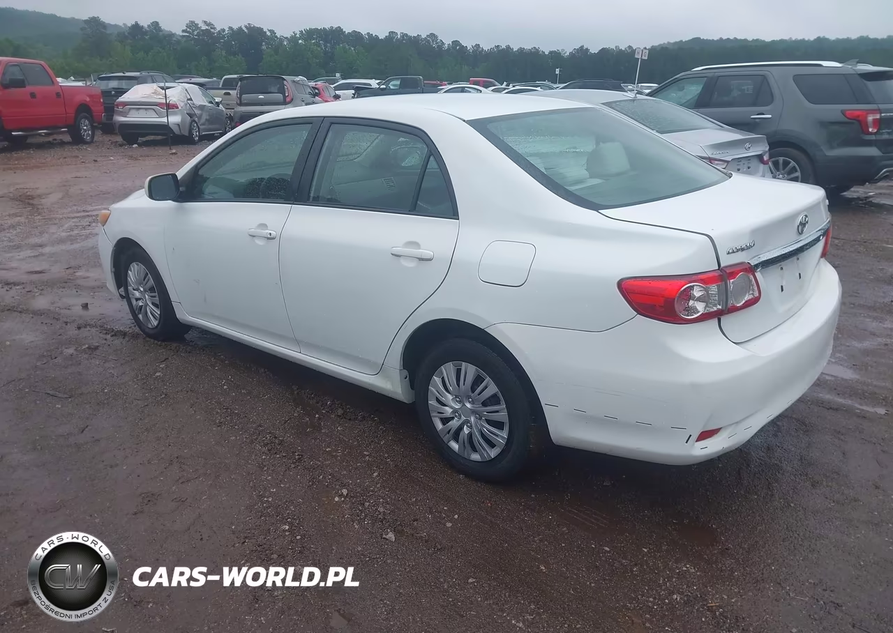 2011 Toyota Corolla Le VIN:JTDBU4EE0B9131582 - 3