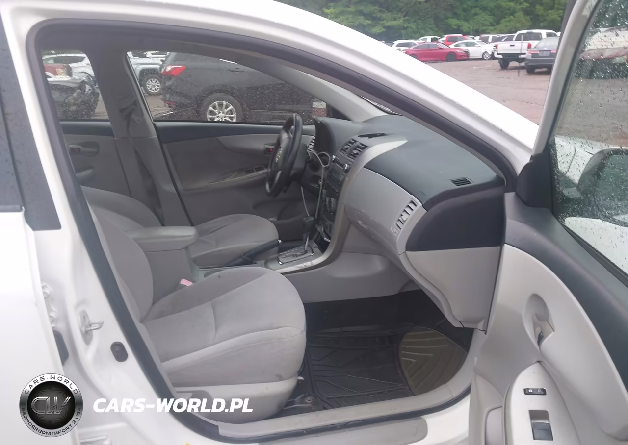 2011 Toyota Corolla Le VIN:JTDBU4EE0B9131582 - 5