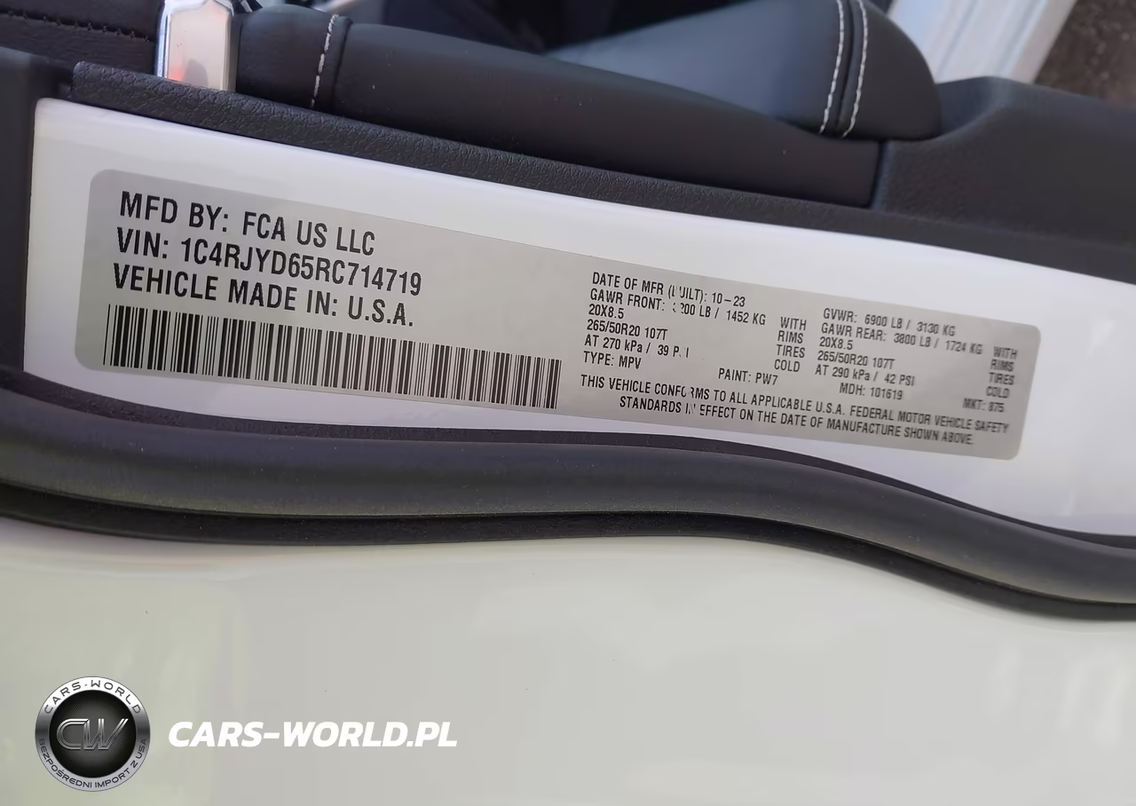2024 Jeep Grand Cherokee 4Xe Overland VIN:1C4RJYD65RC714719 - 9
