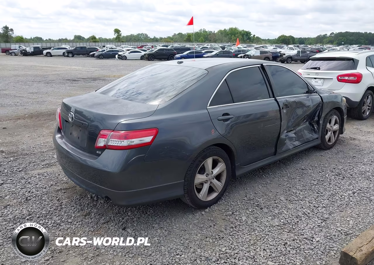 2011 Toyota Camry Se VIN:4T1BF3EK6BU668864 - 4