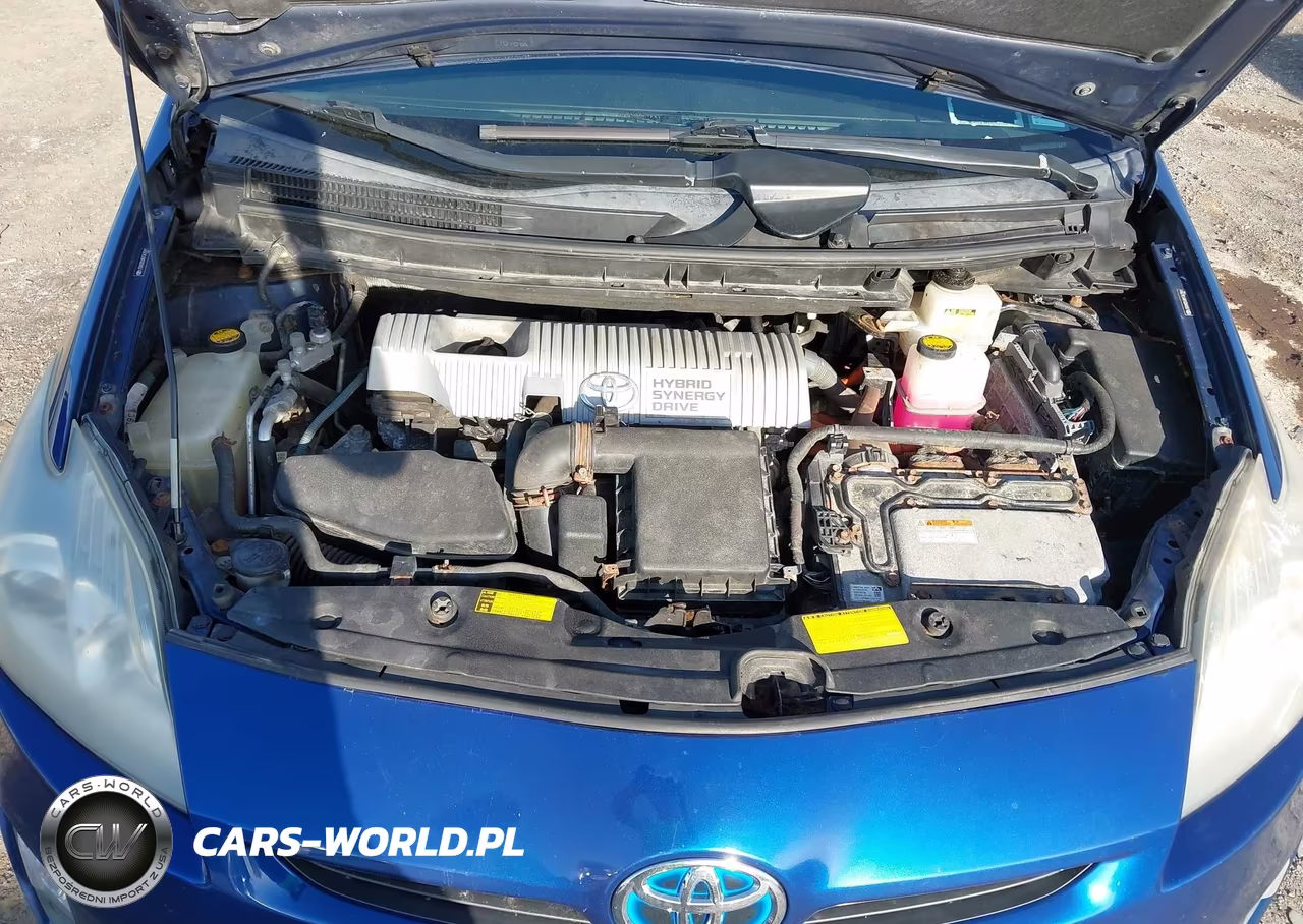 2011 Toyota Prius Two VIN:JTDKN3DUXB1367591 - 10