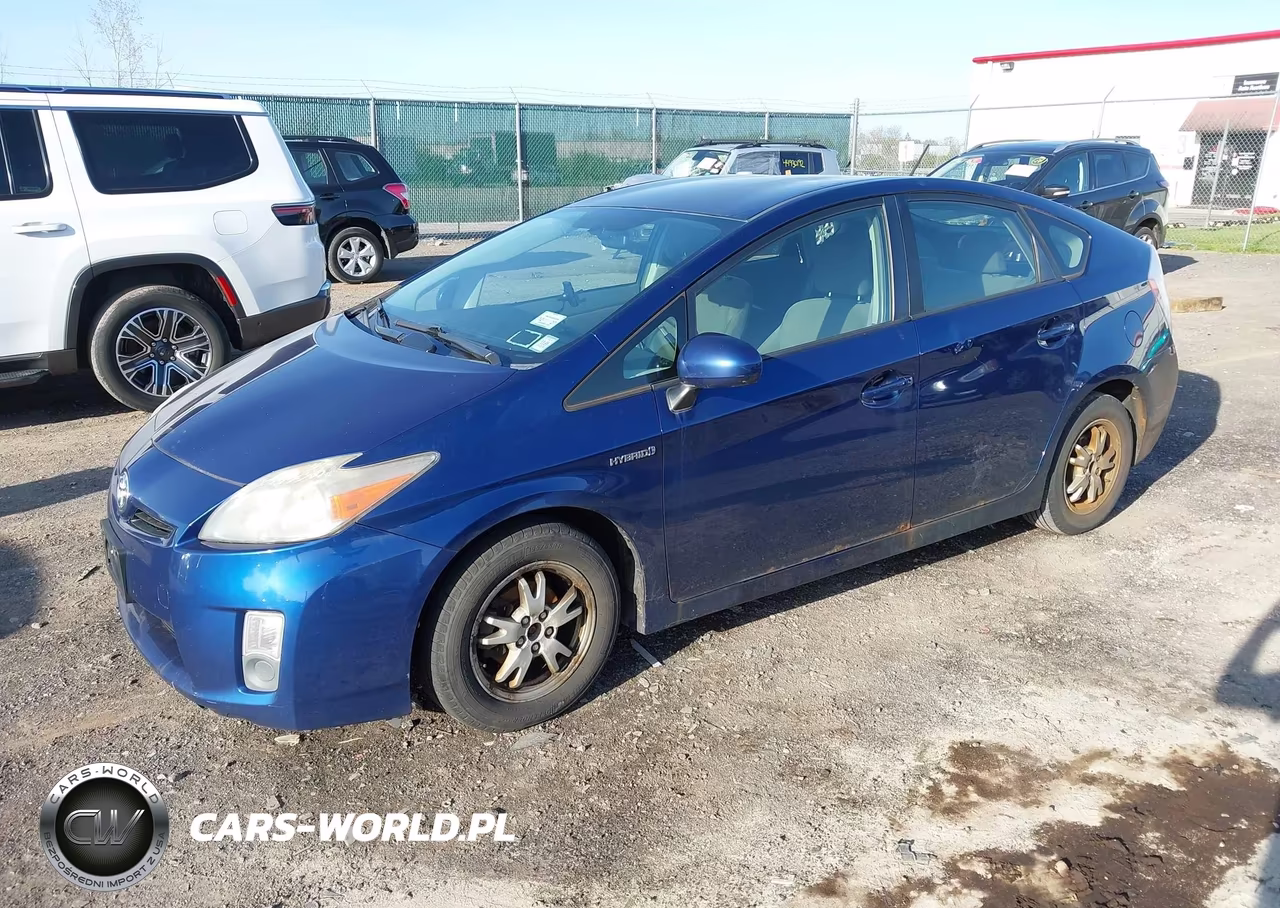 2011 Toyota Prius Two VIN:JTDKN3DUXB1367591 - 2