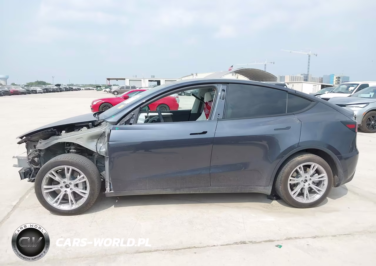 2024 Tesla Model Y Long Range Dual Motor All-Wheel Drive VIN:7SAYGDEE6RA223829 - 15