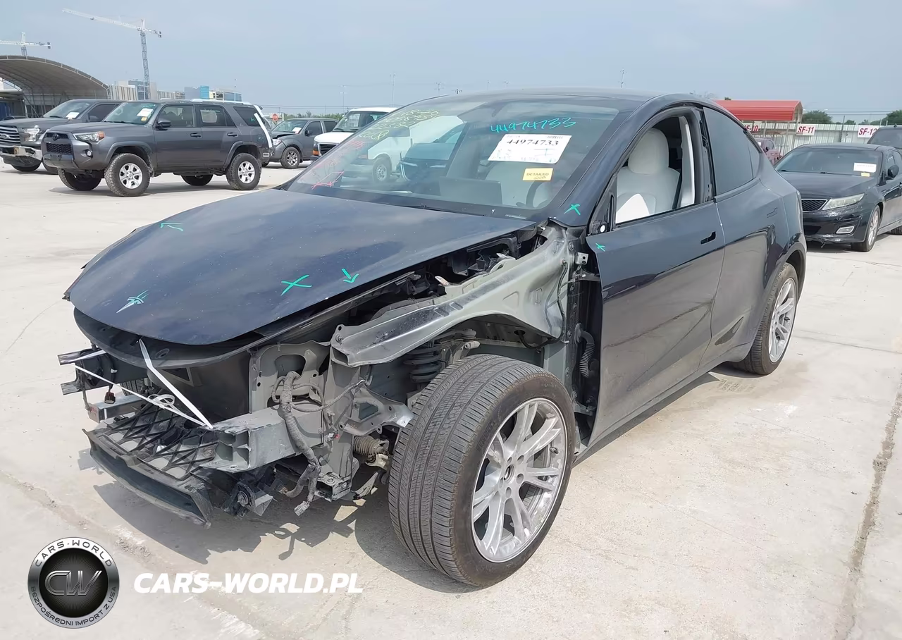 2024 Tesla Model Y Long Range Dual Motor All-Wheel Drive VIN:7SAYGDEE6RA223829 - 2