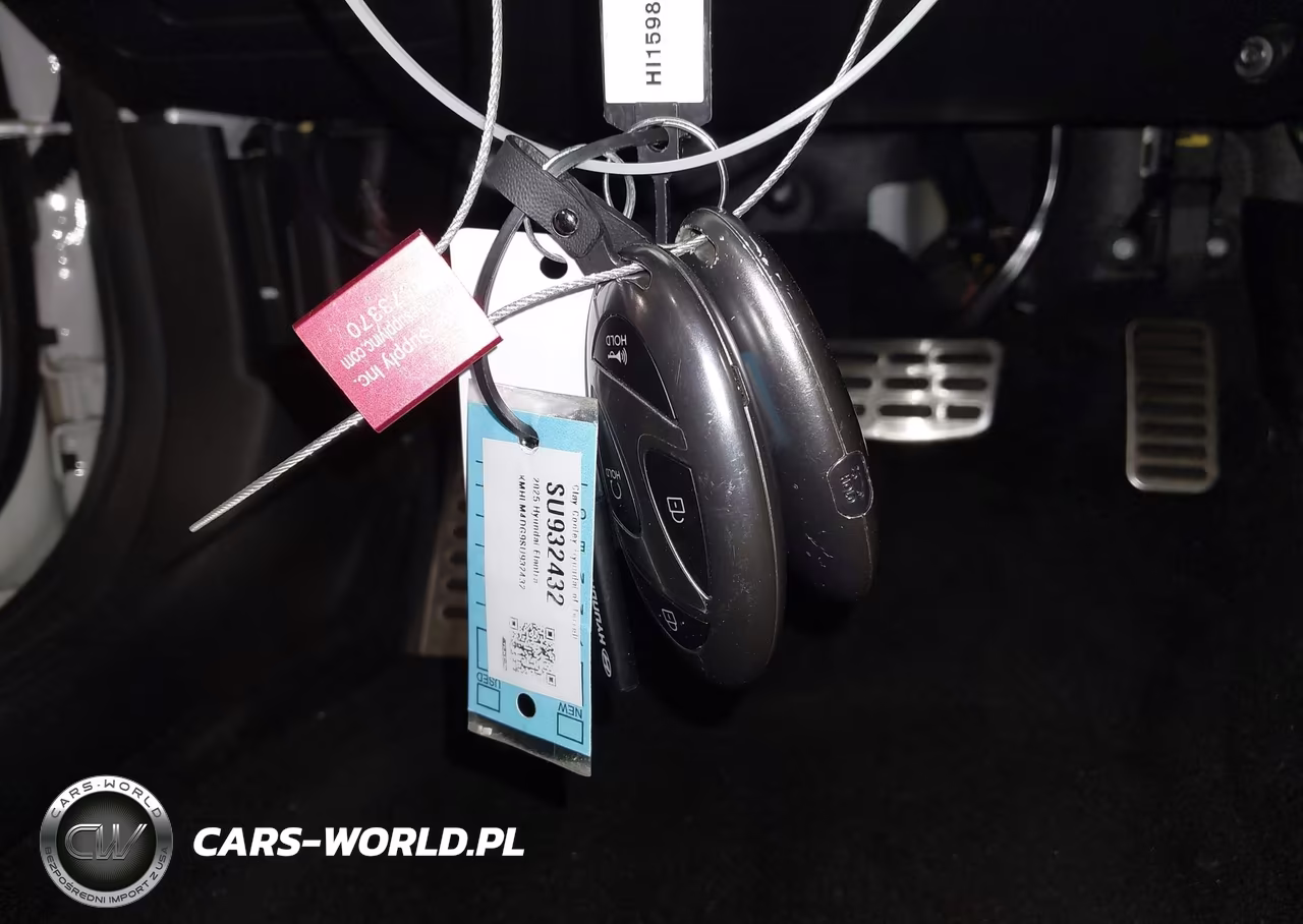 2025 Hyundai Elantra Sel Sport VIN:KMHLM4DG9SU932432 - 11