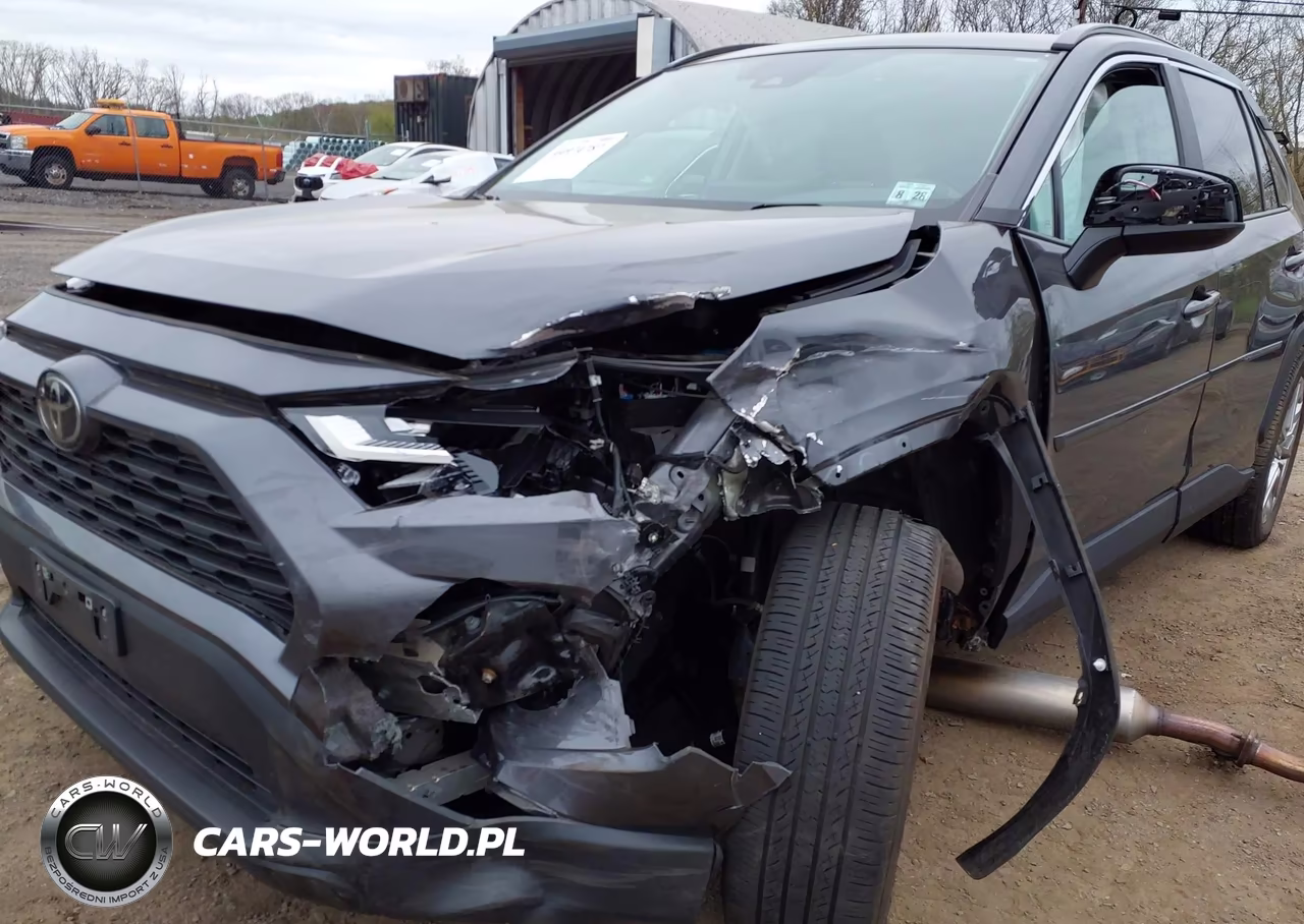 2023 Toyota Rav4 Xle Premium VIN:2T3A1RFV1PC373807 - 17