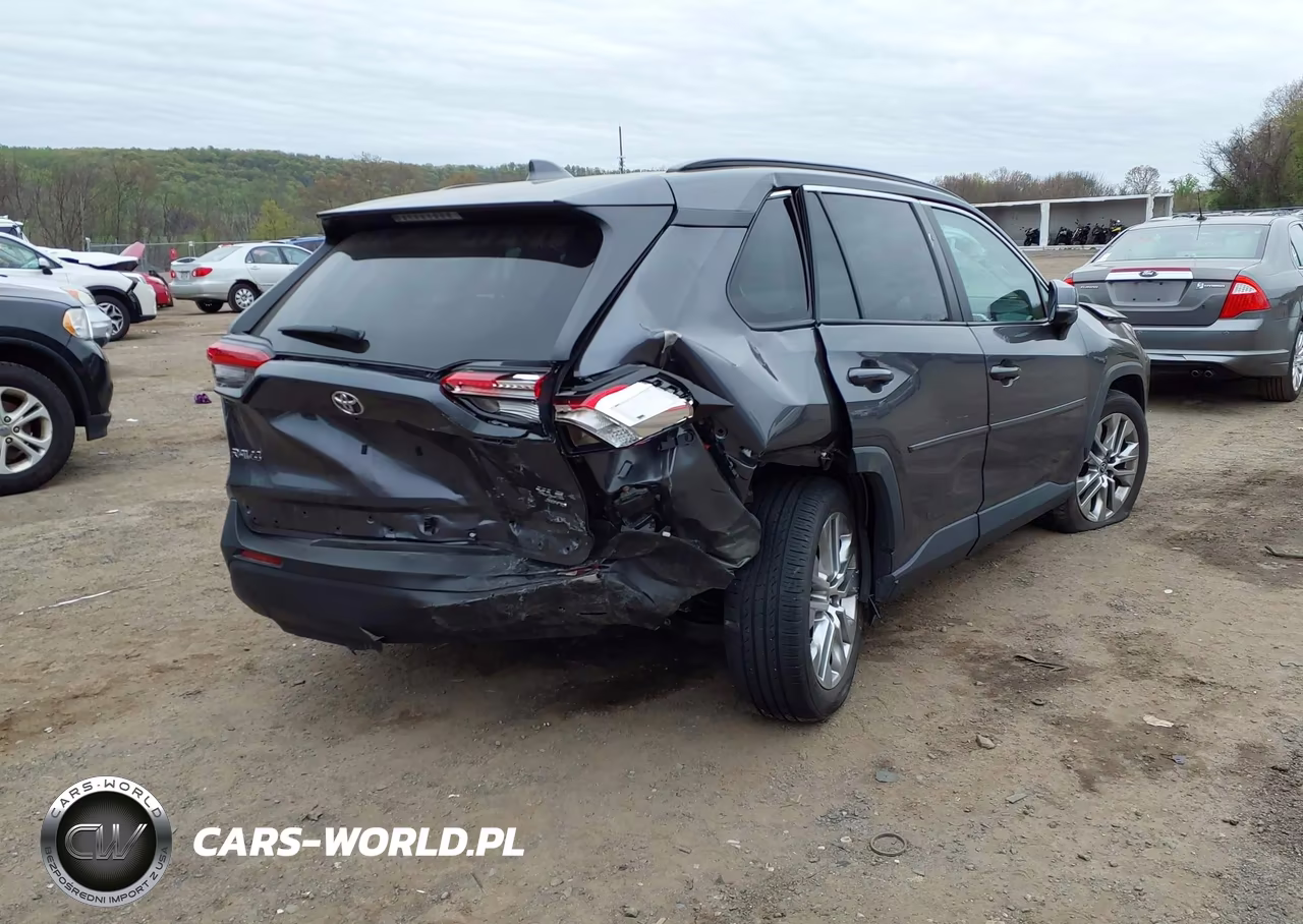 2023 Toyota Rav4 Xle Premium VIN:2T3A1RFV1PC373807 - 4