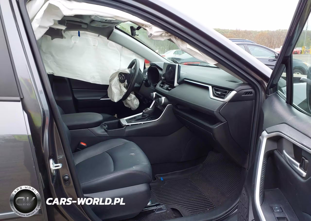 2023 Toyota Rav4 Xle Premium VIN:2T3A1RFV1PC373807 - 5
