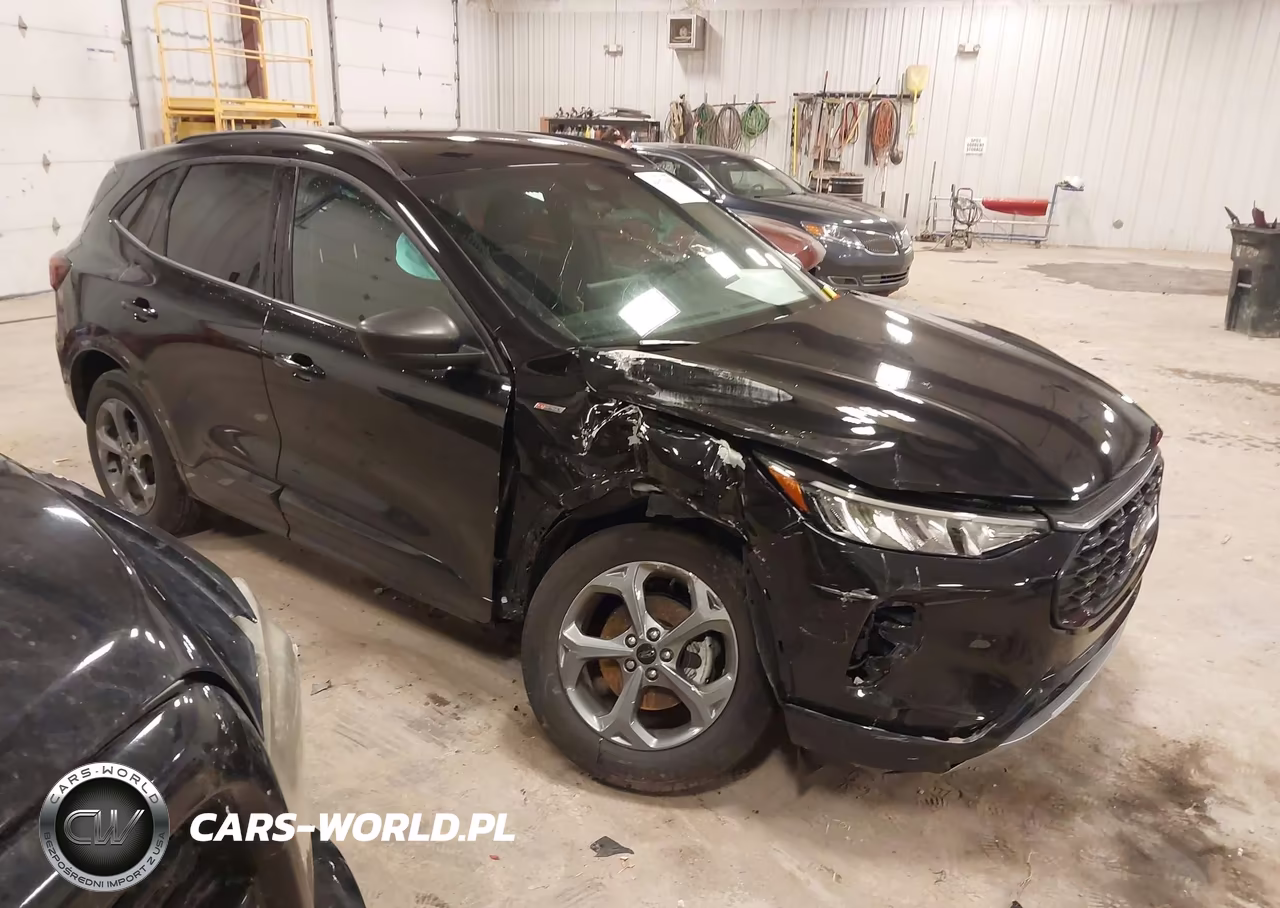 2024 Ford Escape St-Line – zdjęcie 1 z 16