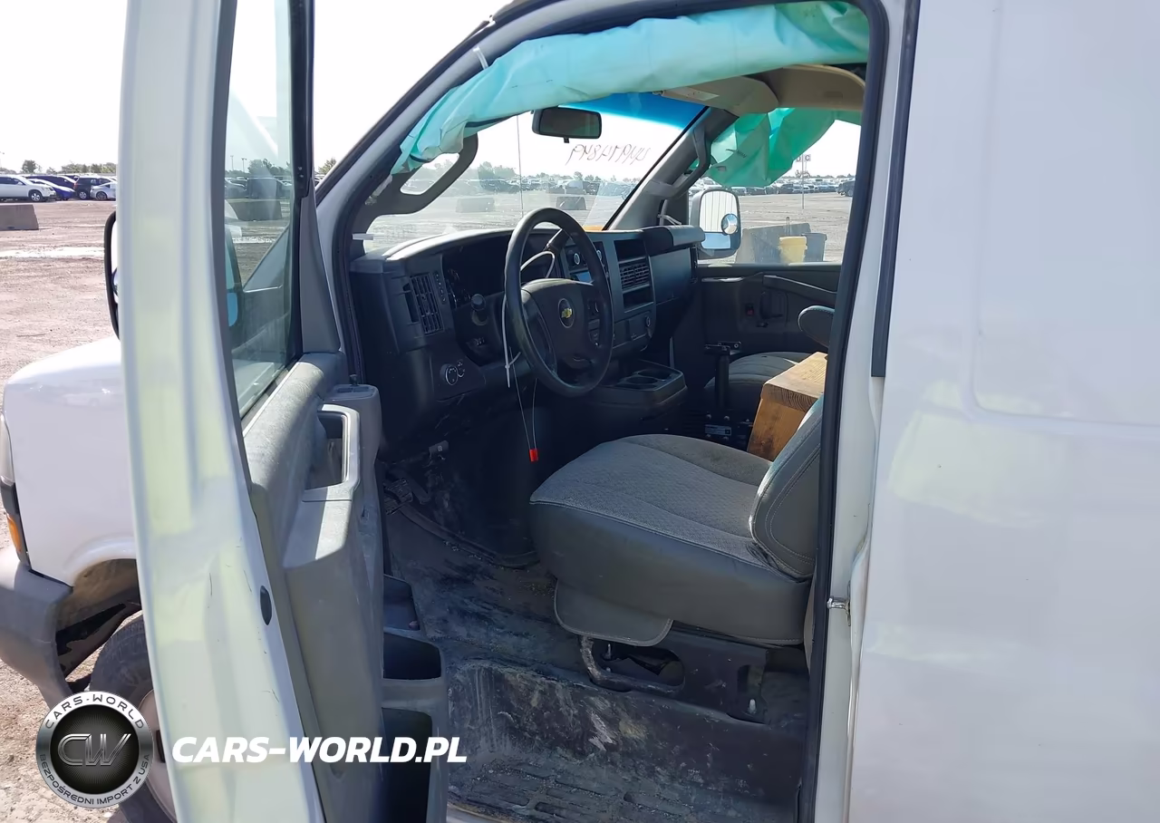 2020 Chevrolet Express Cargo Rwd 2500 Regular Wheelbase Wt VIN:1GCWGAFG9L1168153 - 5