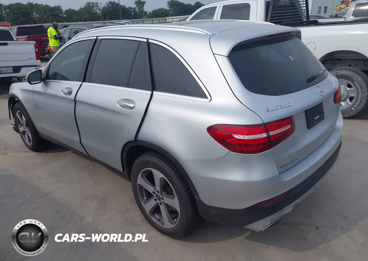 2018 Mercedes-Benz Glc 300 VIN:WDC0G4JB6JV088196 - 3