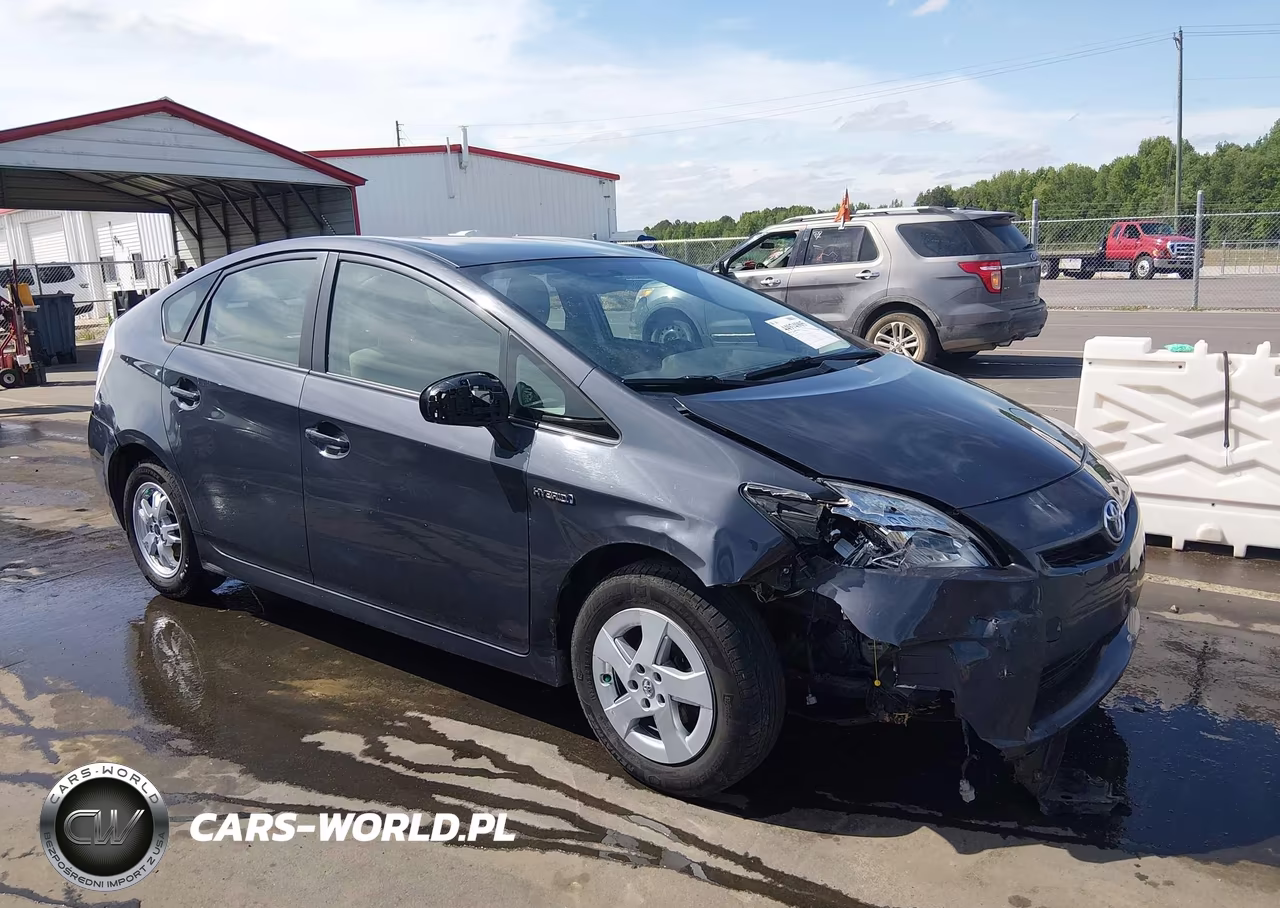 2011 Toyota Prius Two
