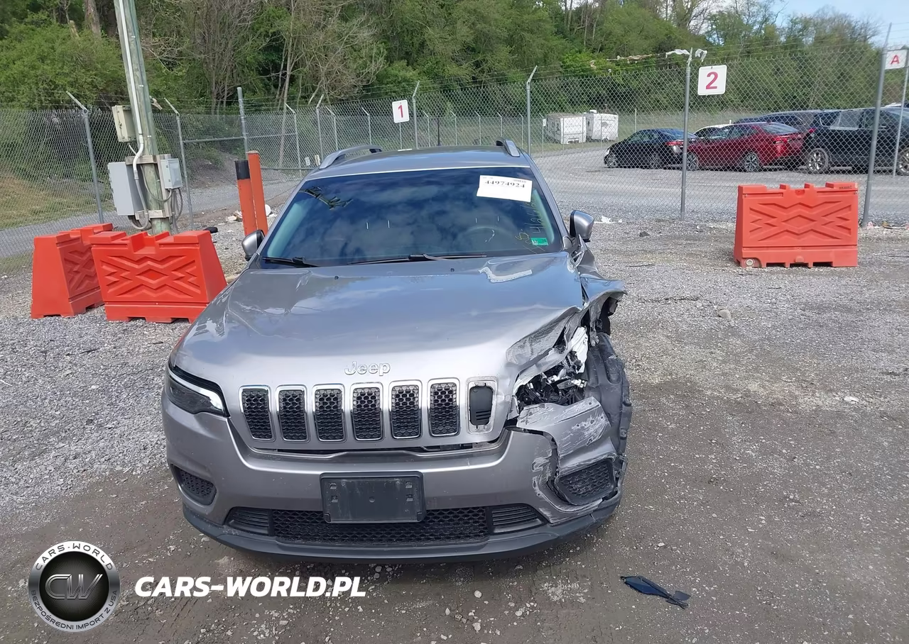 2020 Jeep Cherokee Latitude 4X4 VIN:1C4PJMCB8LD534862 - 12