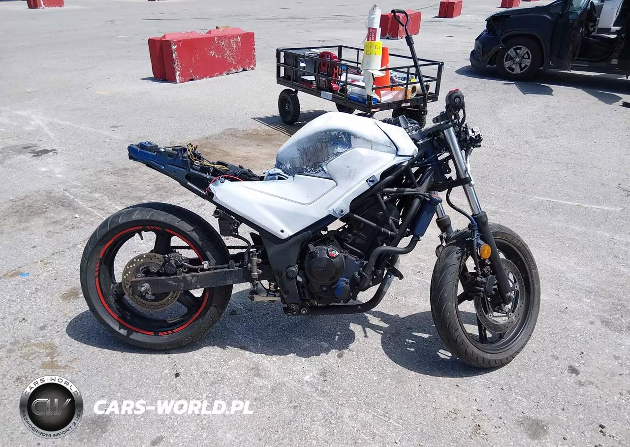 2015 Honda Cbr300 R VIN:MLHNC510XF5101712 - 11