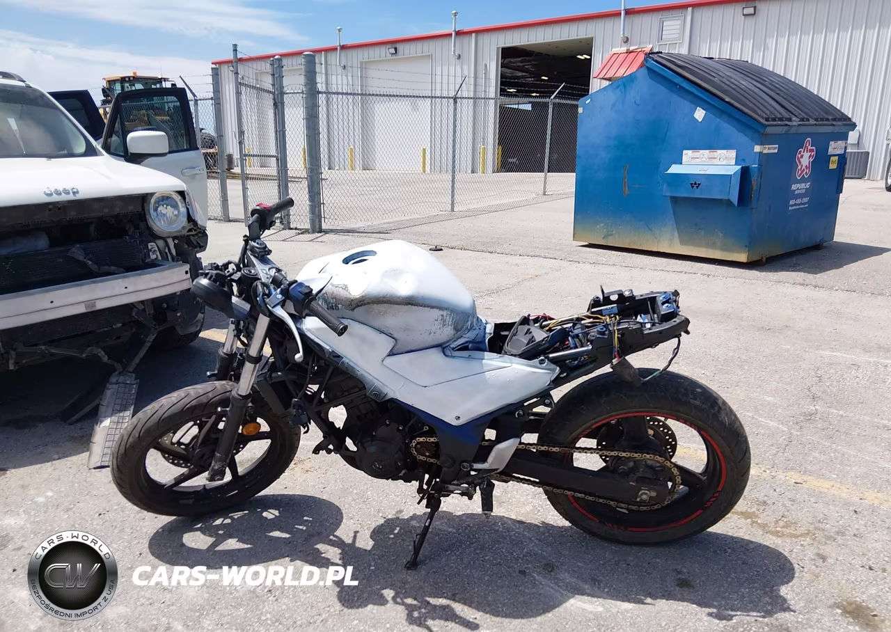 2015 Honda Cbr300 R VIN:MLHNC510XF5101712 - 12