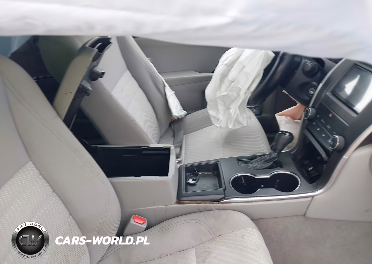 2016 Toyota Camry Le VIN:4T1BF1FK7GU500841 - 5