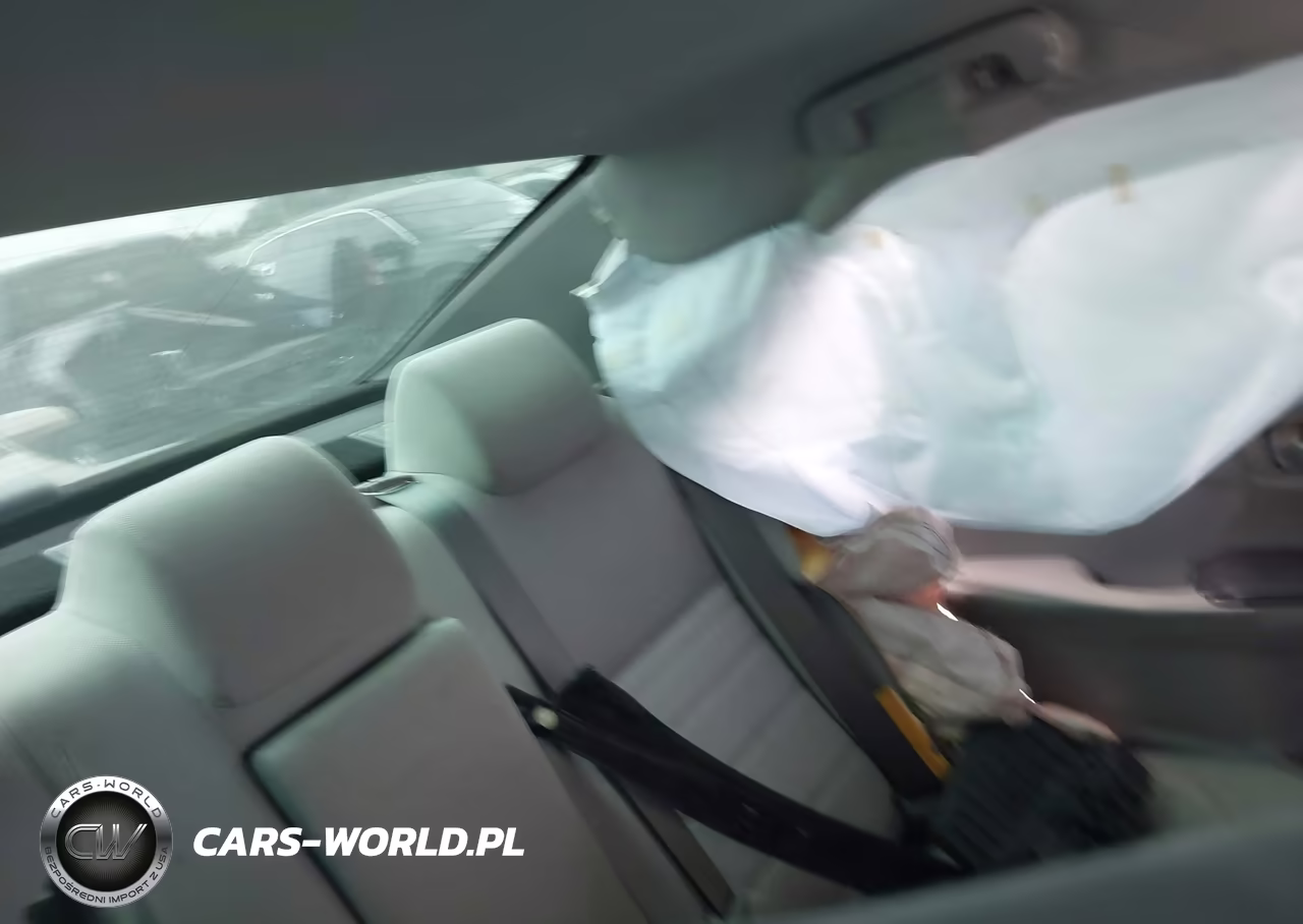 2016 Toyota Camry Le VIN:4T1BF1FK7GU500841 - 8