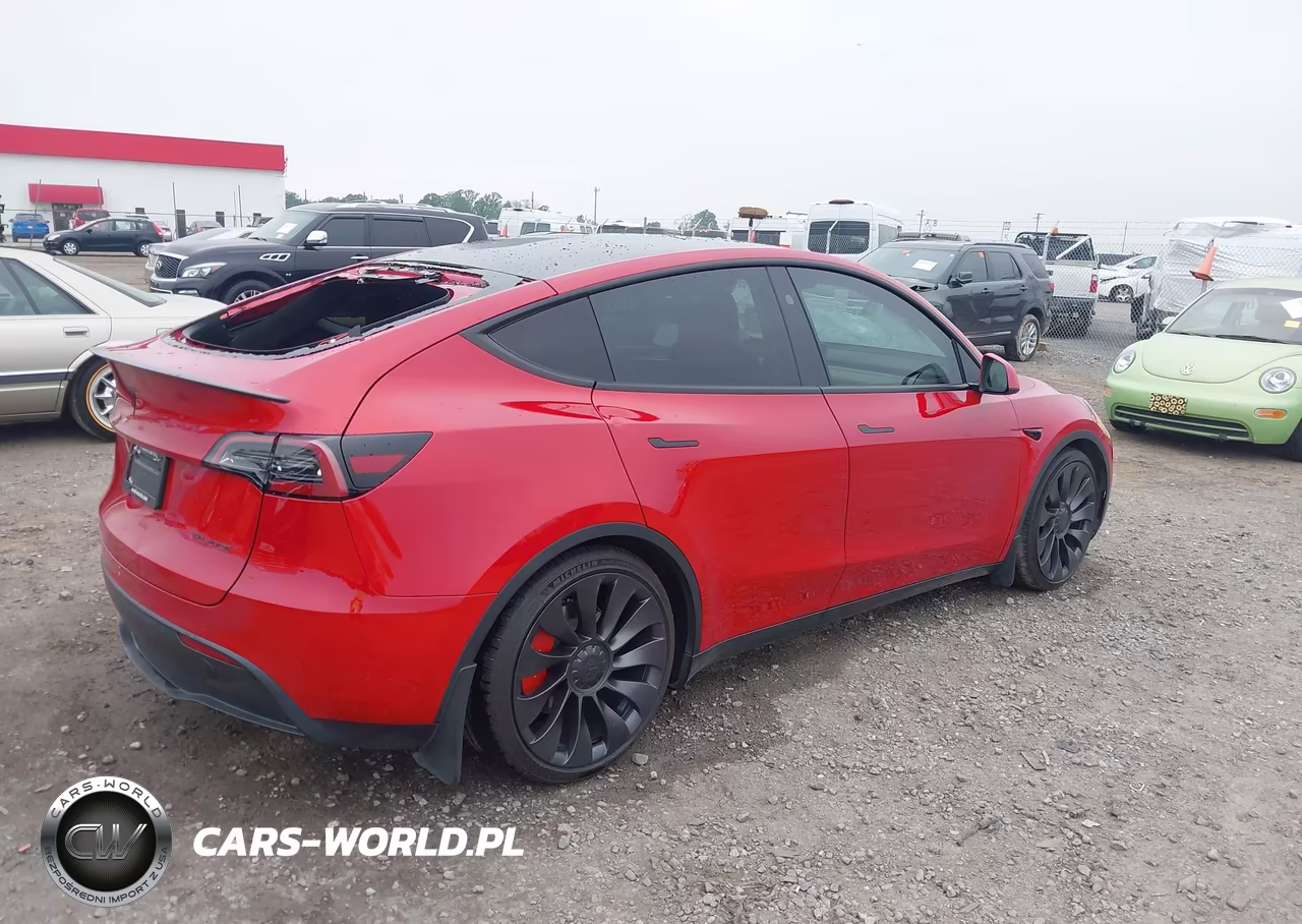 2023 Tesla Model Y Performance Dual Motor All-Wheel Drive VIN:7SAYGDEF4PF845371 - 4