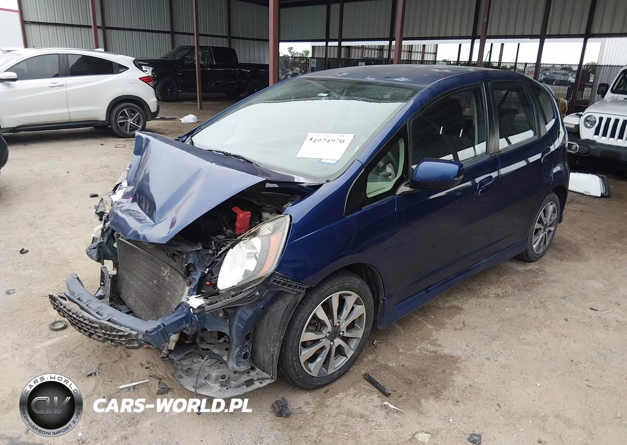 2013 Honda Fit Sport VIN:JHMGE8H55DC044075 - 2