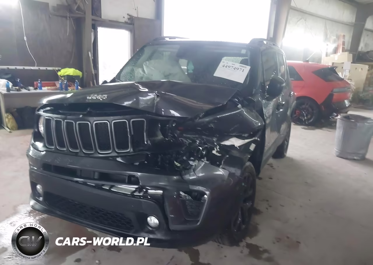 2023 Jeep Renegade Latitude 4X4 VIN:ZACNJDB11PPP43591 - 2