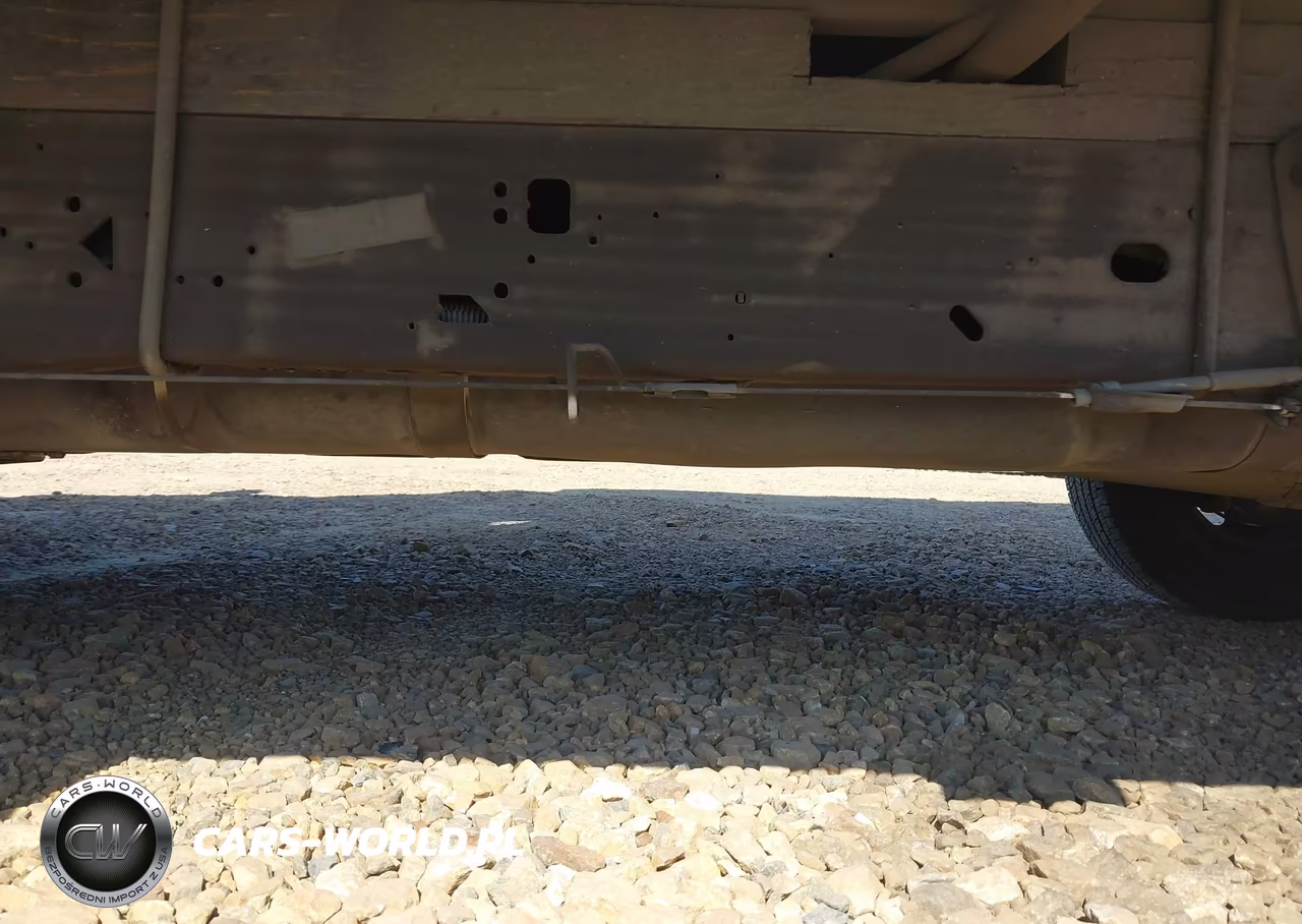 2022 Chevrolet Express Cutaway Work Van VIN:1GB0GRF74N1202981 - 17