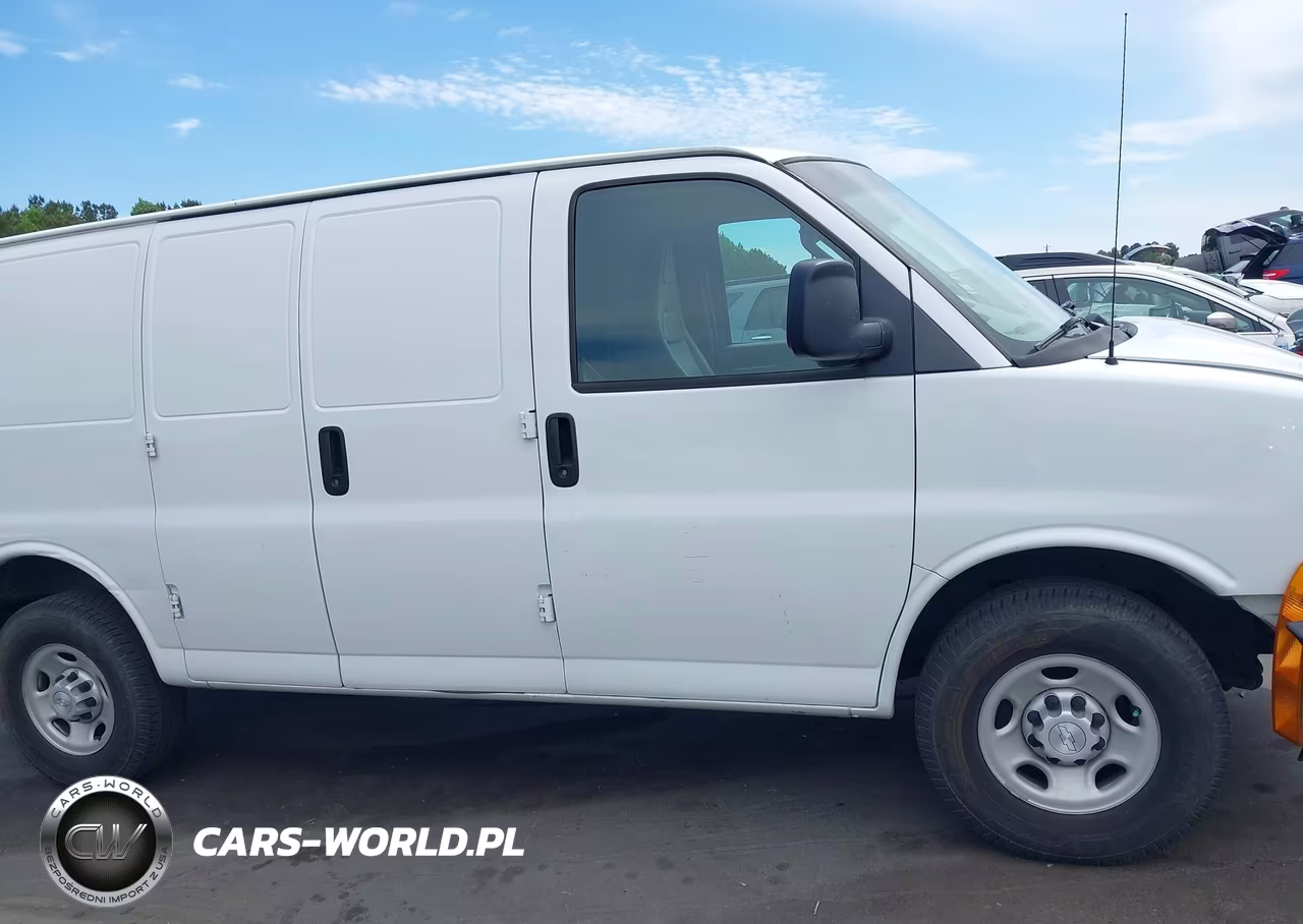 2019 Chevrolet Express 2500 Work Van VIN:1GCWGAFP8K1141055 - 13