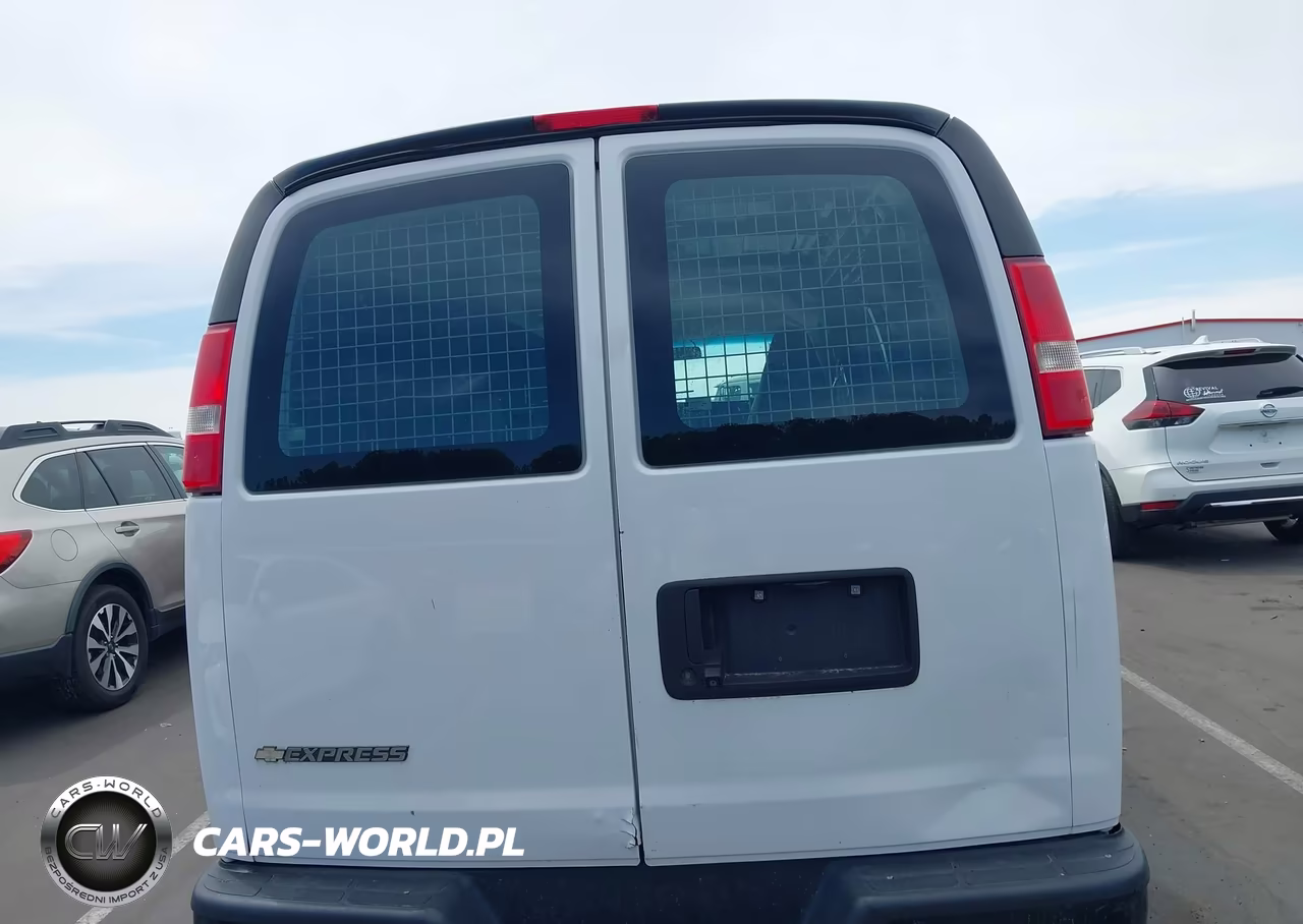 2019 Chevrolet Express 2500 Work Van VIN:1GCWGAFP8K1141055 - 16