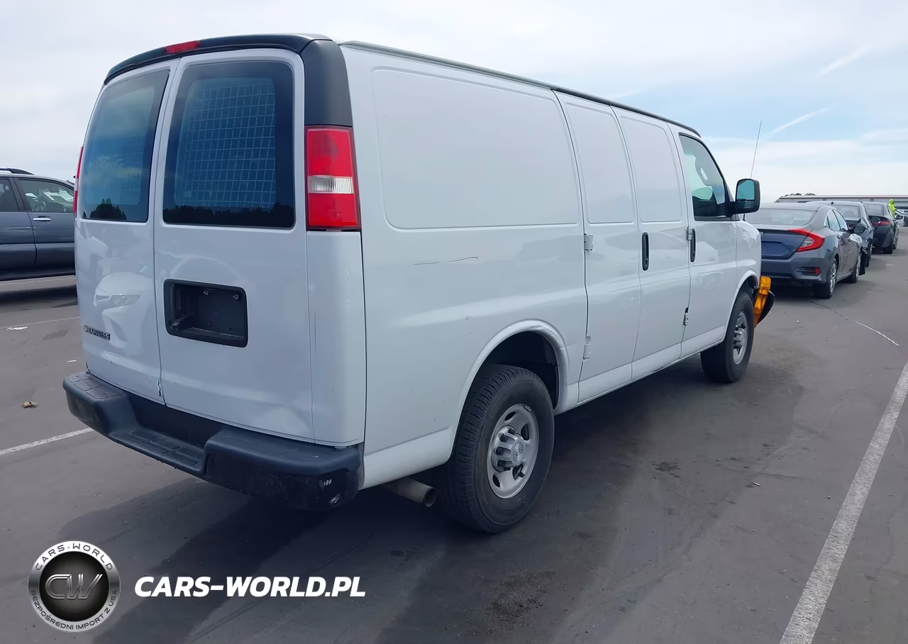 2019 Chevrolet Express 2500 Work Van VIN:1GCWGAFP8K1141055 - 4