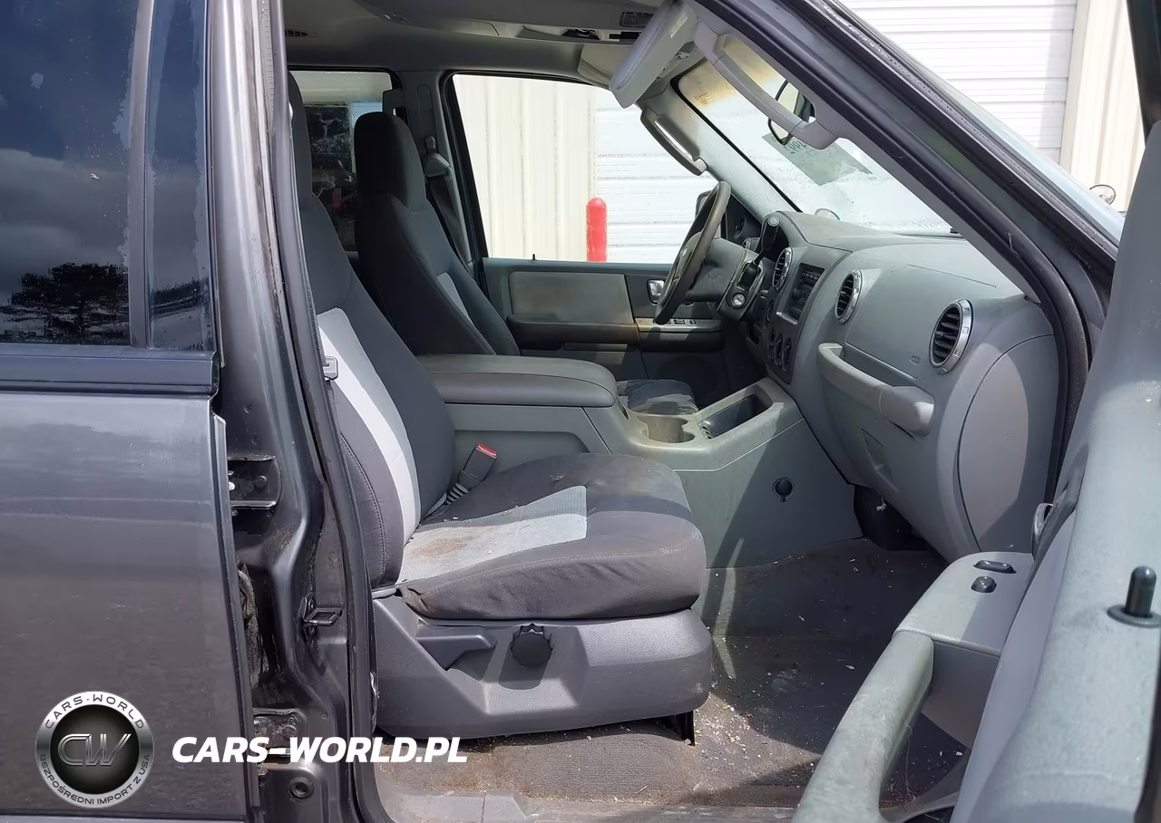 2004 Ford Expedition Nbx-Xlt VIN:1FMPU16LX4LA37003 - 5