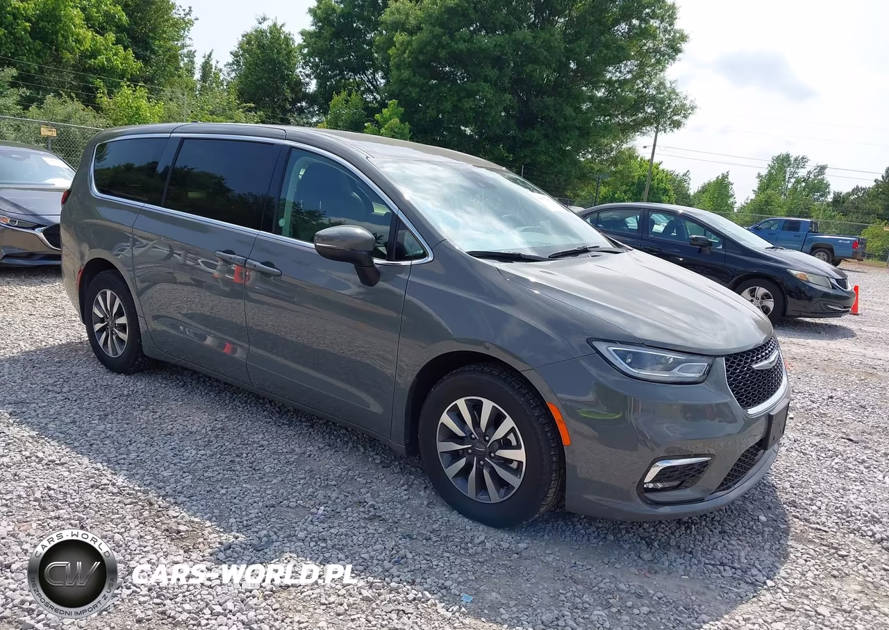 2023 Chrysler Pacifica Hybrid Touring L – zdjęcie 1 z 16