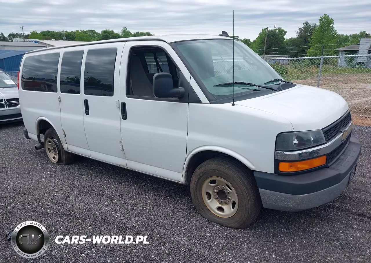 2016 Chevrolet Express 2500 Lt