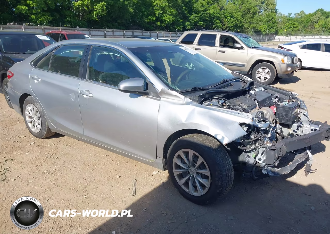2016 Toyota Camry Le