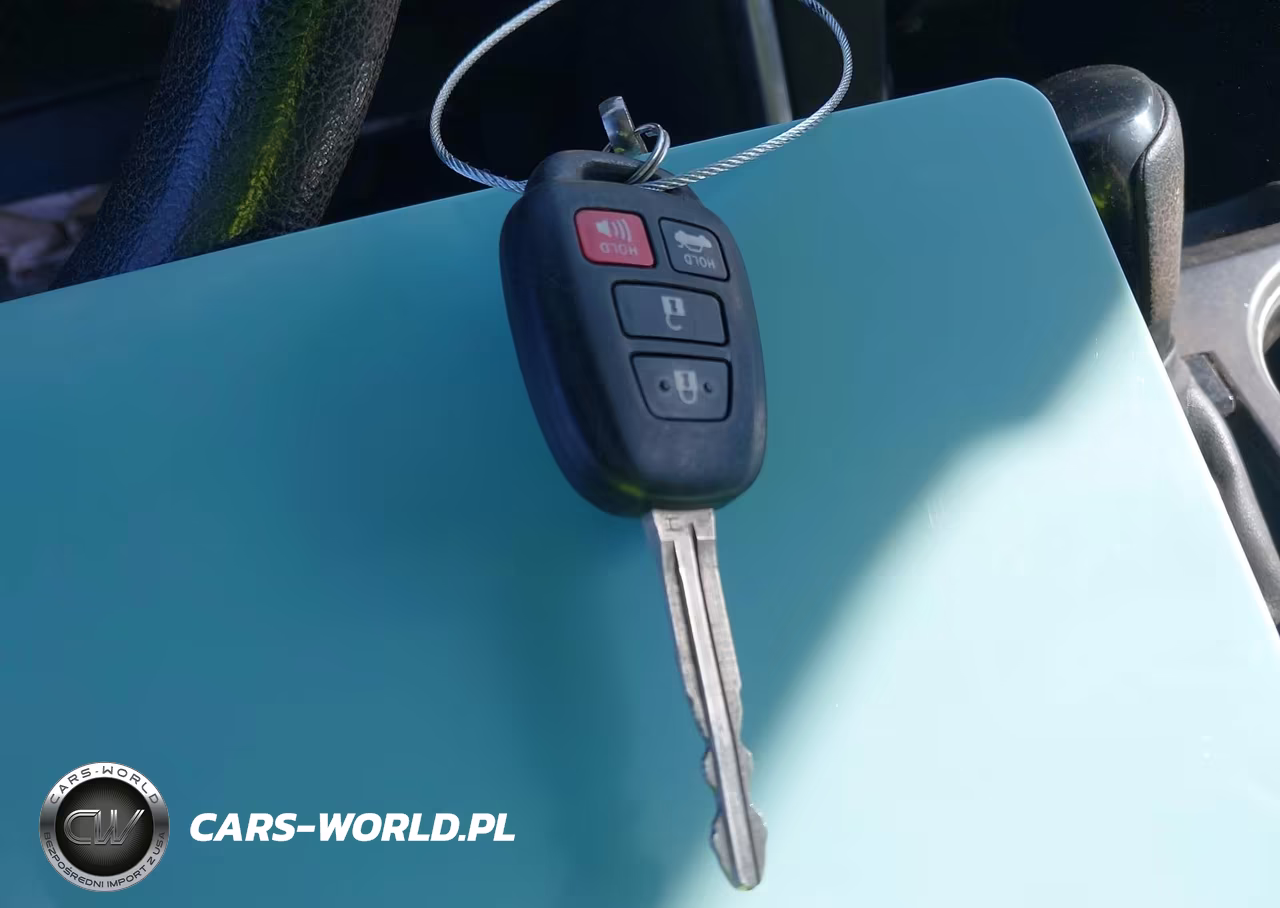 2016 Toyota Camry Le VIN:4T1BF1FK8GU610300 - 11