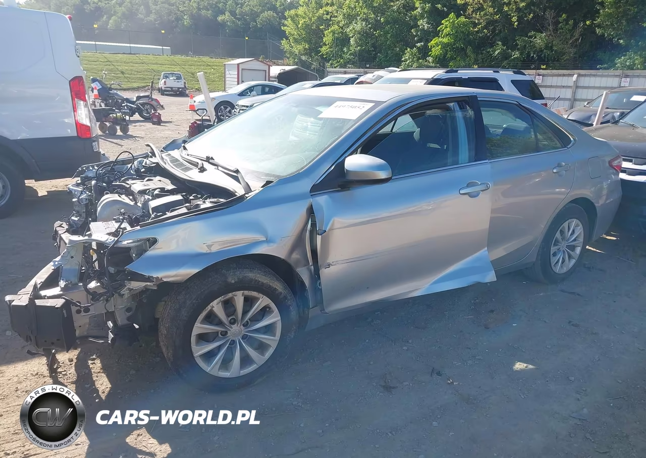 2016 Toyota Camry Le VIN:4T1BF1FK8GU610300 - 2
