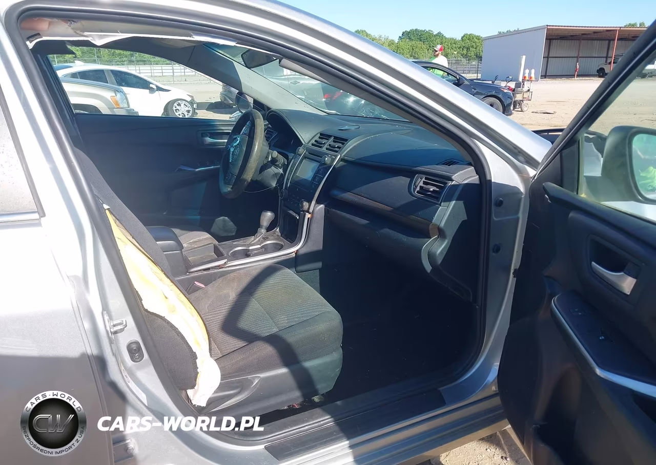 2016 Toyota Camry Le VIN:4T1BF1FK8GU610300 - 5