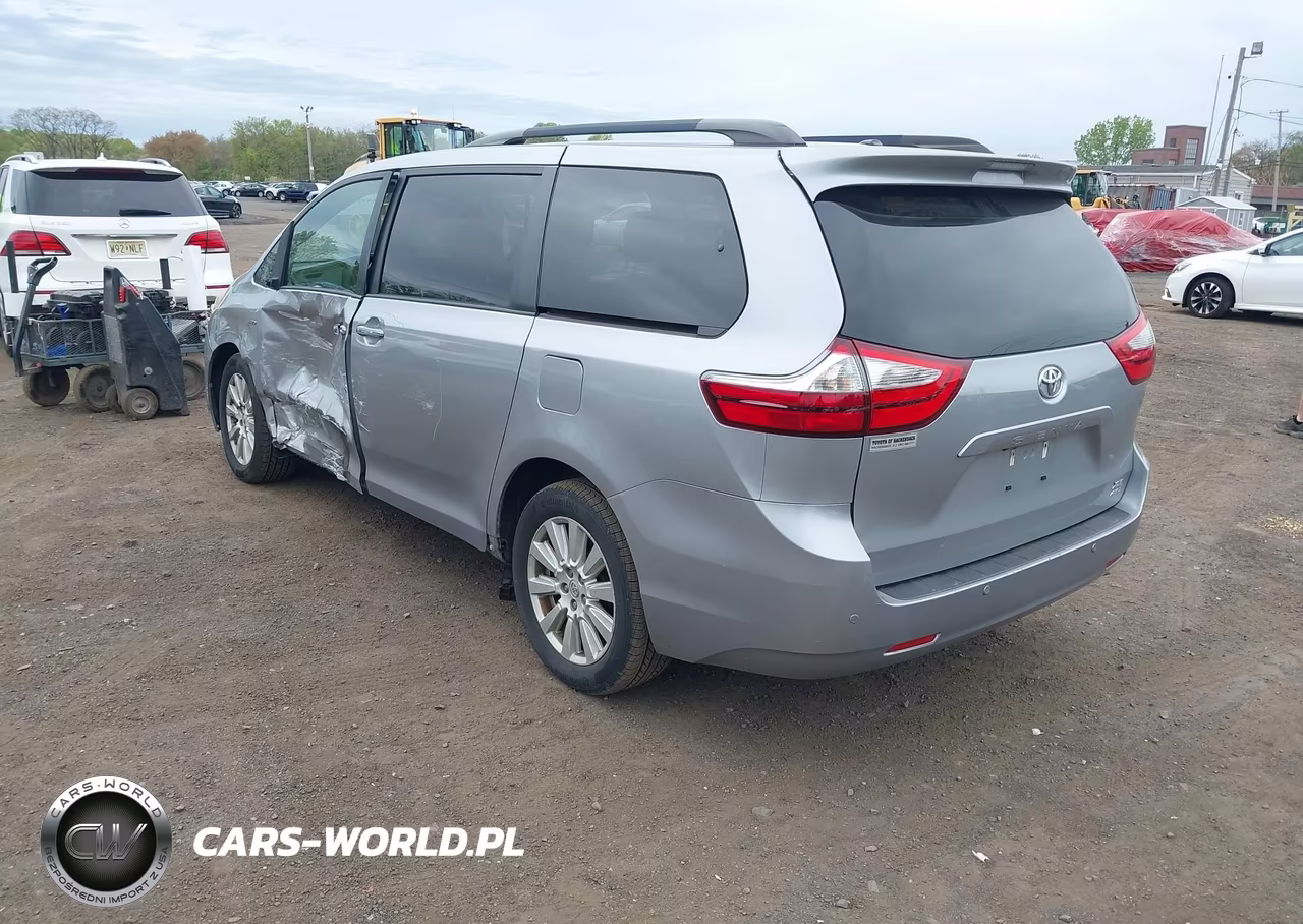 2017 Toyota Sienna Xle 7 Passenger VIN:5TDDZ3DC7HS165534 - 3