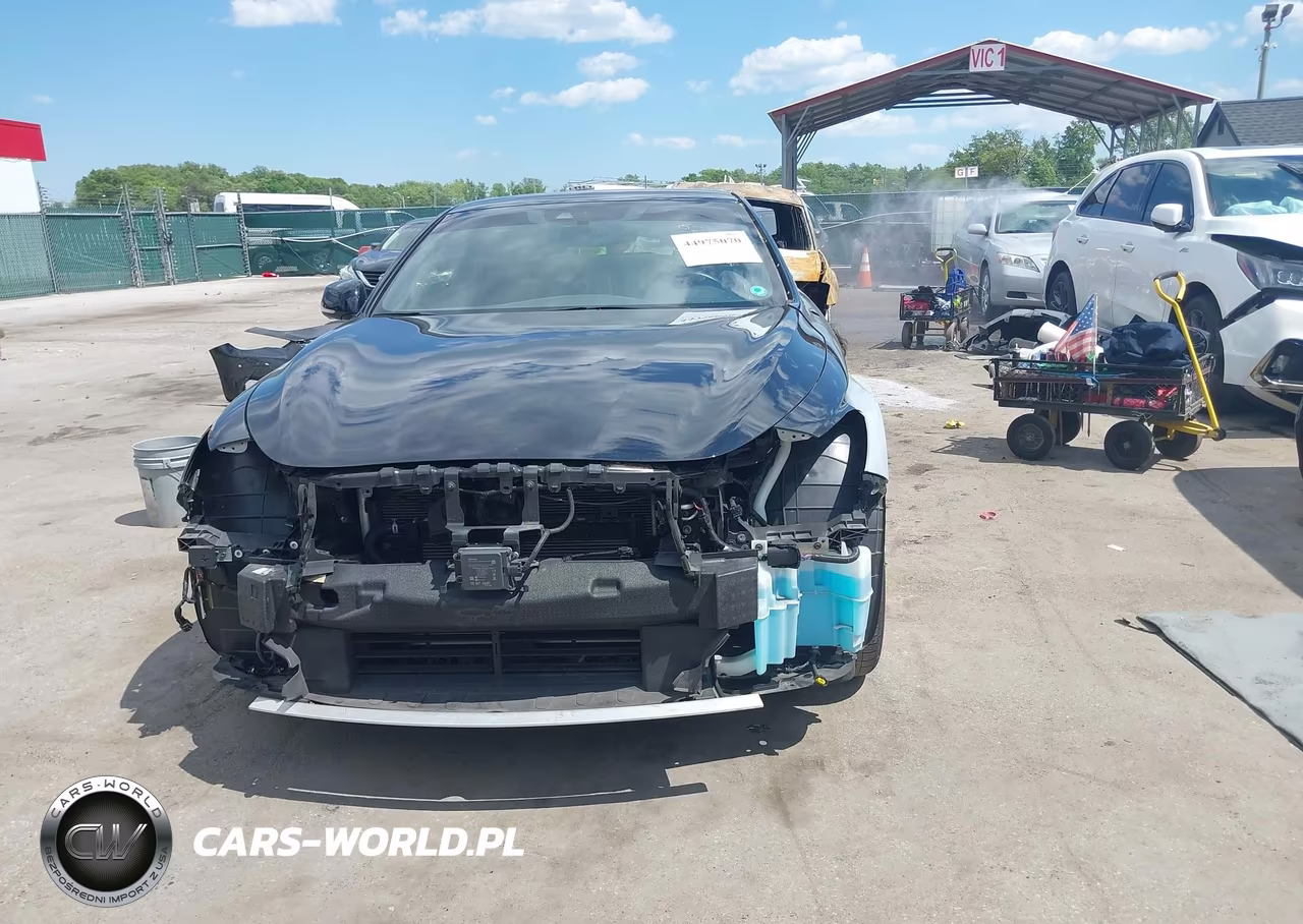 2021 Infiniti Q60 Luxe VIN:JN1EV7KL6MM470686 - 13
