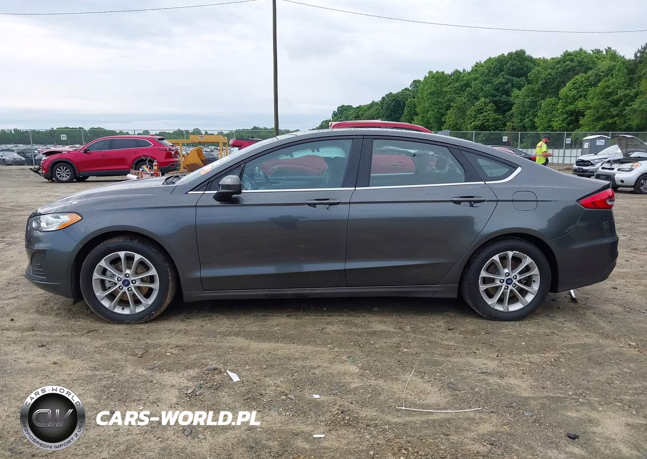 2019 Ford Fusion Se VIN:3FA6P0HD6KR160020 - 14