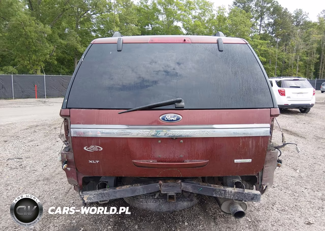2015 Ford Expedition Xlt VIN:1FMJU1HT6FEF49030 - 17