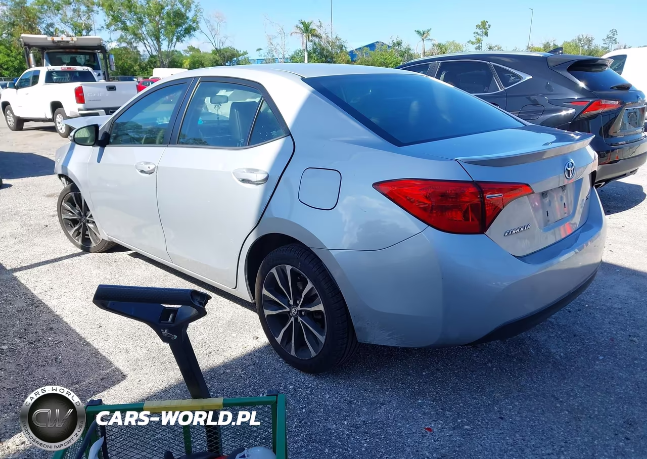 2019 Toyota Corolla Se VIN:5YFBURHEXKP909258 - 3