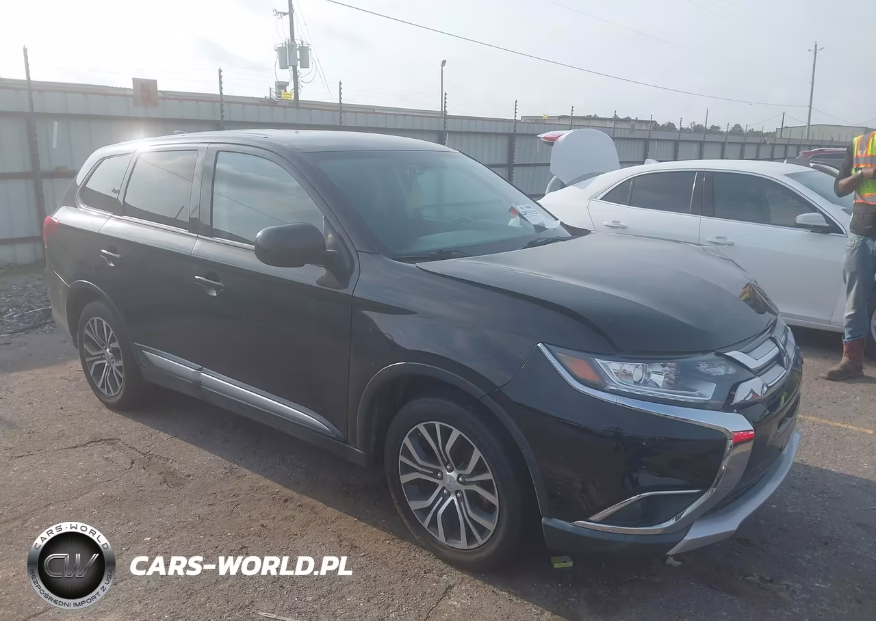 2017 Mitsubishi Outlander Es – zdjęcie 1 z 15