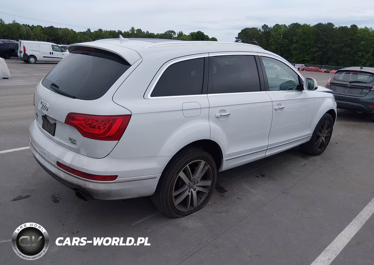 2014 Audi Q7 3.0T Premium VIN:WA1LGAFE0ED019823 - 4
