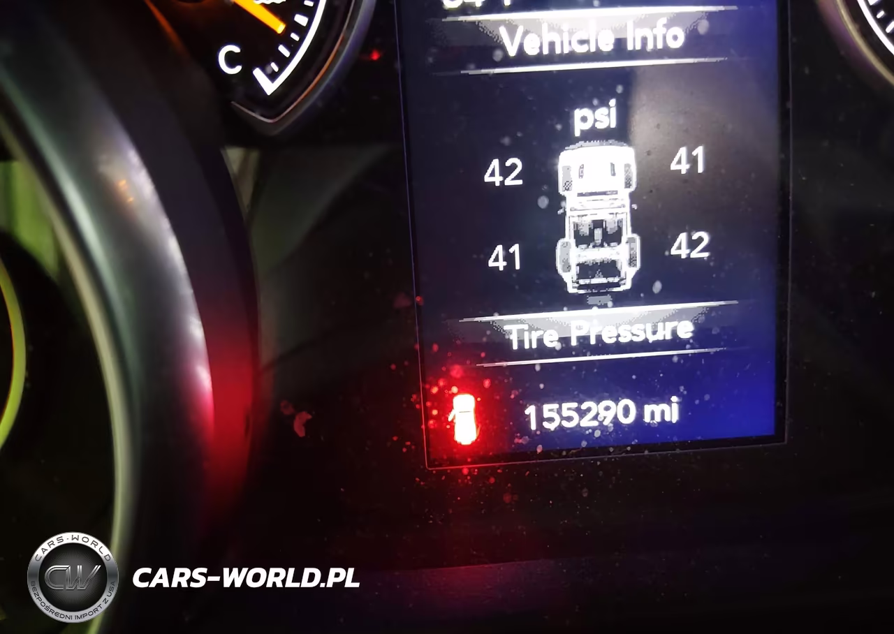 2018 Jeep Wrangler Unlimited Sport S 4X4 VIN:1C4HJXDN0JW322151 - 15