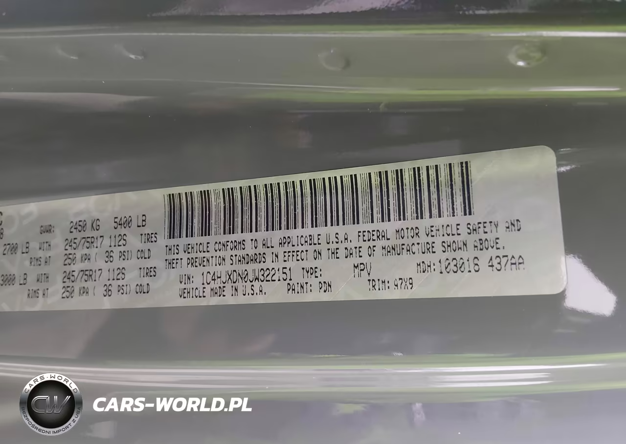 2018 Jeep Wrangler Unlimited Sport S 4X4 VIN:1C4HJXDN0JW322151 - 9